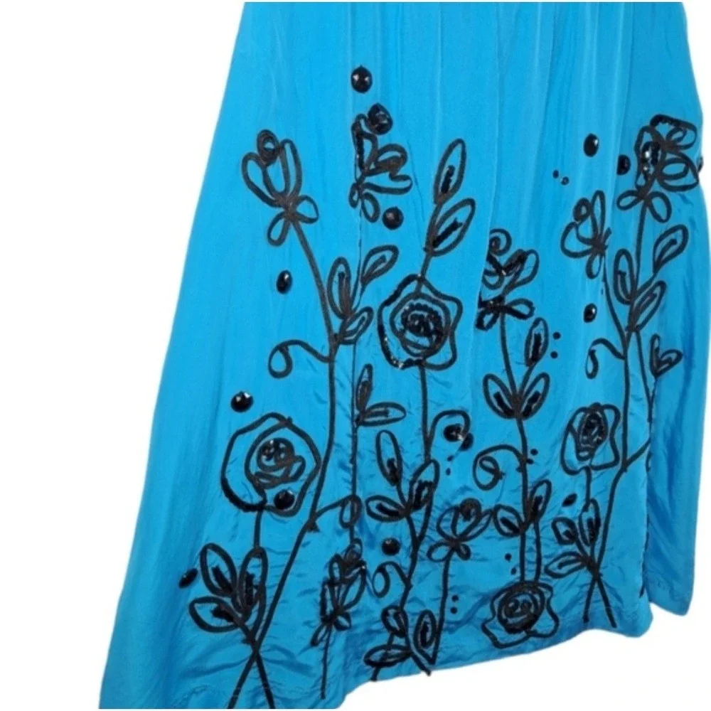 WD-NY A-Line Skirt Size 6 Lagoon Blue & Black 100% Silk Embroidered Floral Print